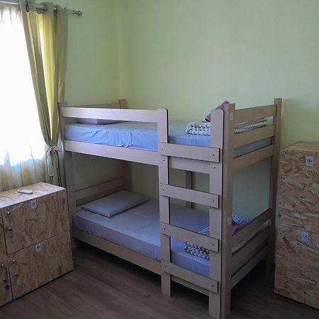 Blissful Hostel Shkodër エクステリア 写真